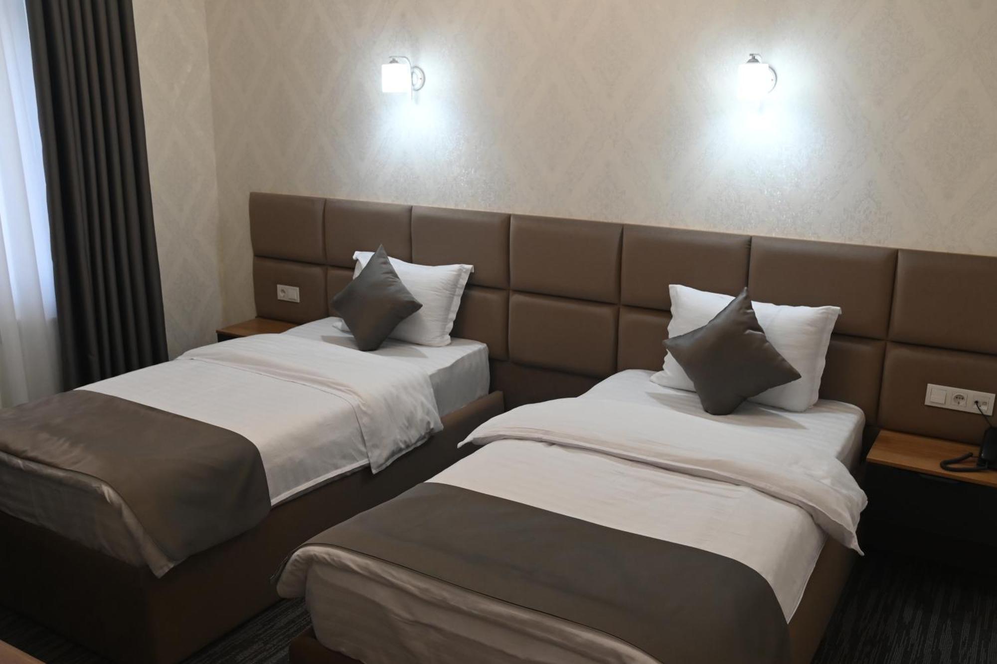 My Status Hotel Tachkent Extérieur photo