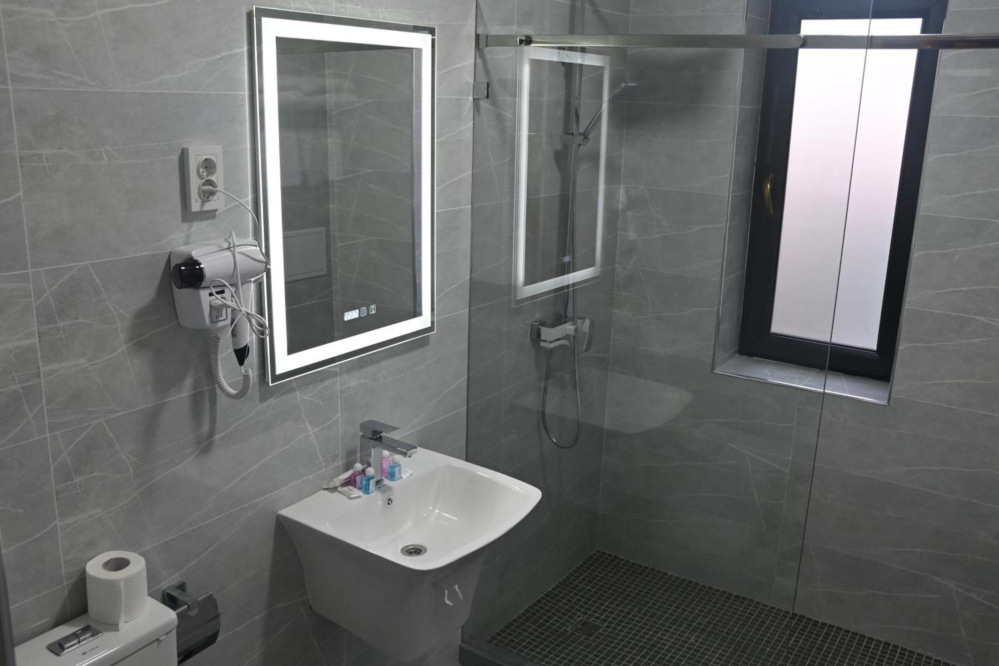 My Status Hotel Tachkent Extérieur photo