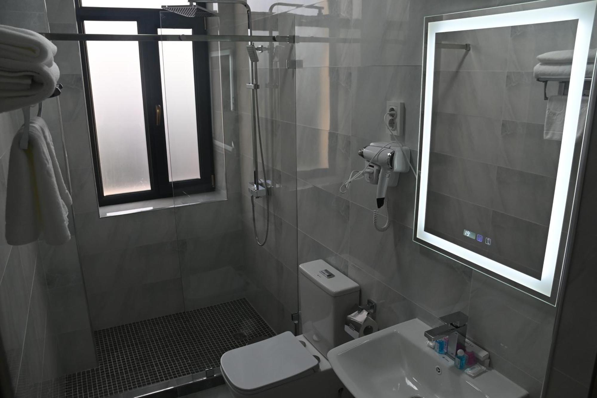 My Status Hotel Tachkent Extérieur photo